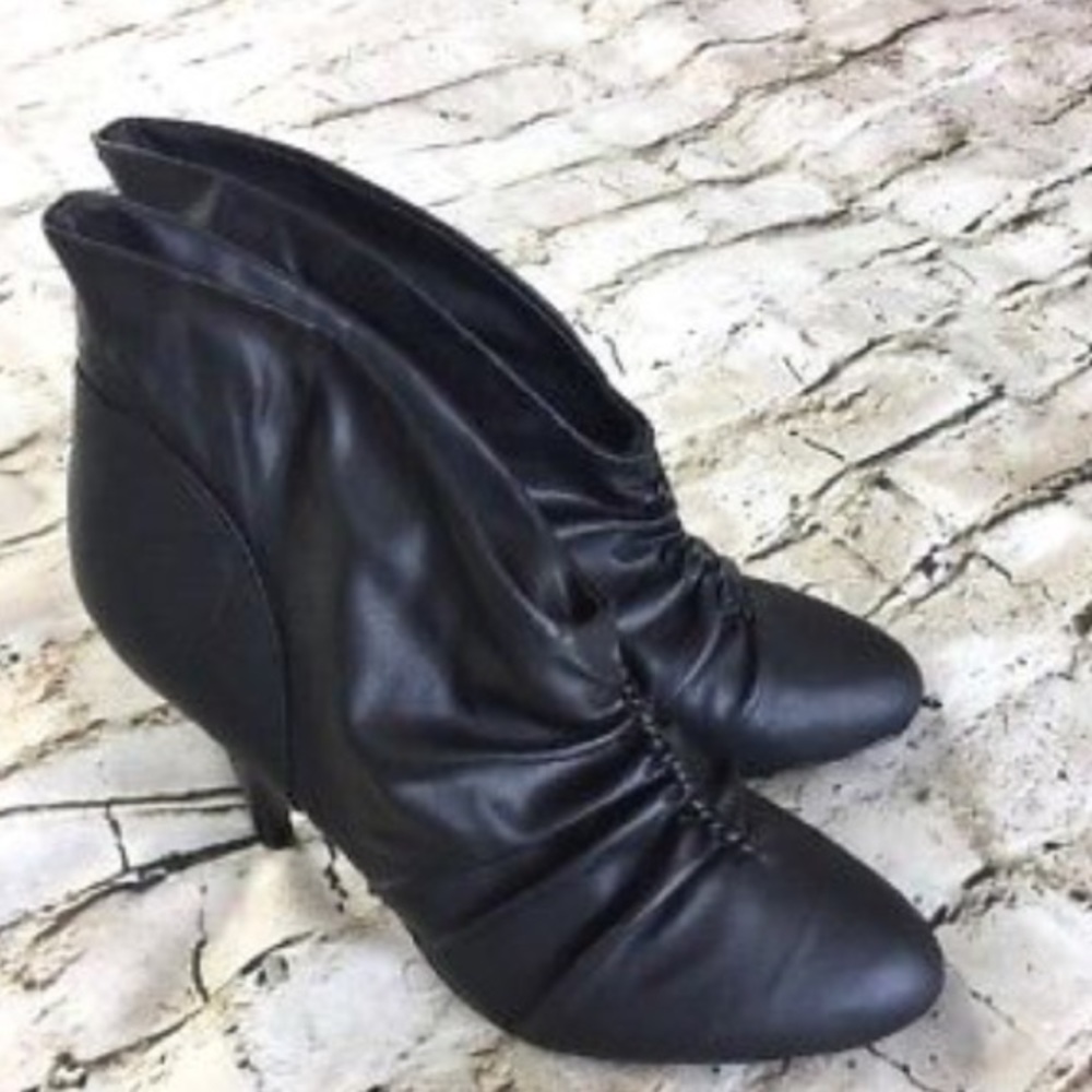 Unisa Black Ruched Ankle Booties